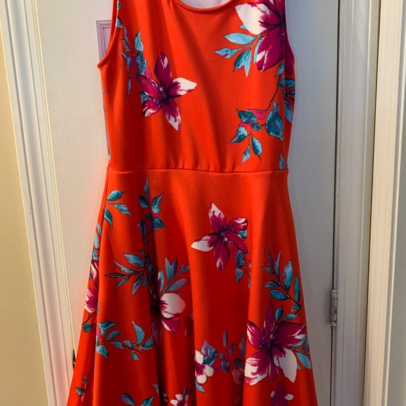 Agnes & Dora, island flower prints dress, large - Picture 3 of 4